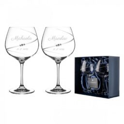 Silhouette pár extra veľkých pohárov na červené víno burngundy/gin s gravírovaním