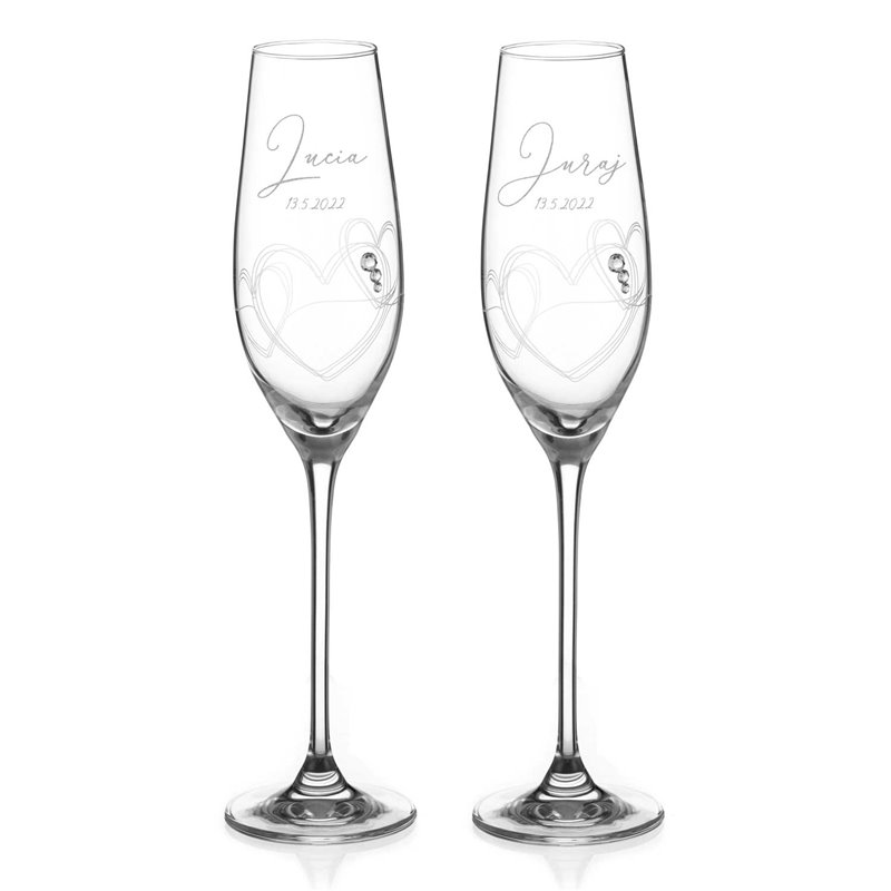 gravírované svadobné poháre s motívom srdca a Swarovski kamienkami